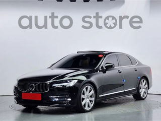 Volvo S90 foto 1