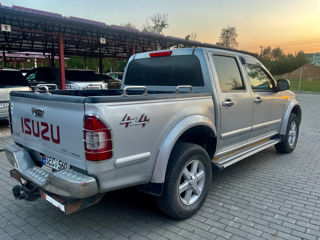 Isuzu D-Max foto 4