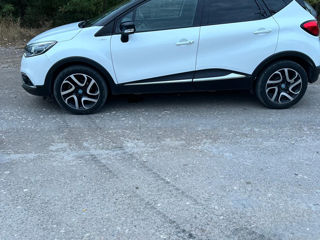 Renault Captur foto 2