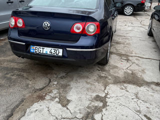 Volkswagen Passat foto 3