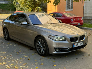 BMW 5 Series foto 4