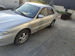 Mazda 626 foto 2