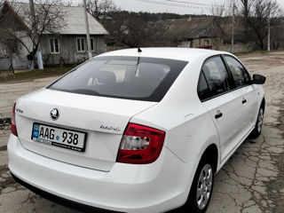 Skoda Rapid foto 3