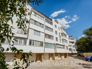 Apartament cu 3 camere, 128 m², Buiucani, Chișinău foto 16