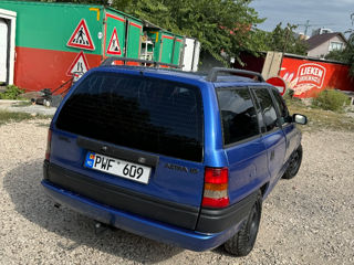 Opel Astra foto 10