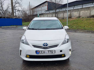 Toyota Prius + foto 2