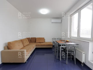 Apartament cu 3 camere, 120 m², Centru, Chișinău foto 3