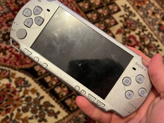 psp 2000 silver