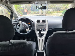 Toyota Auris foto 5