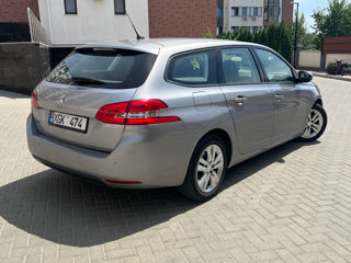 Peugeot 308 foto 2