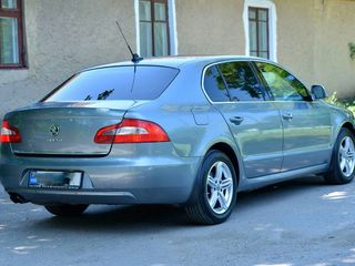 Skoda Superb foto 9