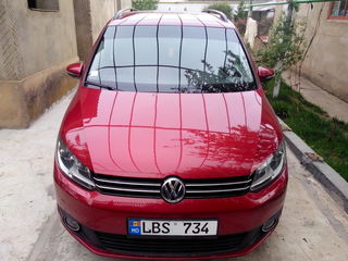 Volkswagen Touran foto 3