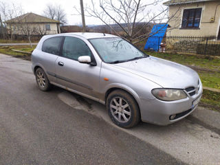 Nissan Almera foto 5