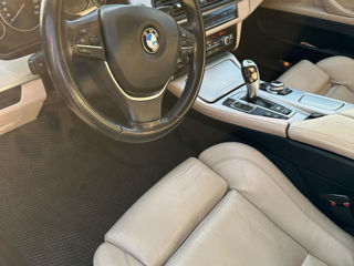 BMW 5 Series foto 8