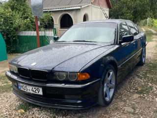 BMW 7 Series foto 3