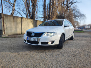 Volkswagen Passat foto 2