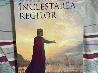 Vand Colectia Games of Thrones la super pret, pentru cei pasionati de lectura