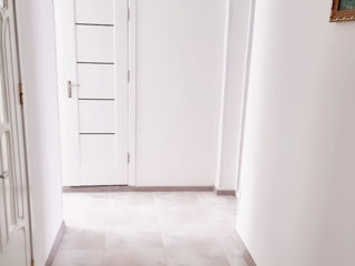 Apartament cu 2 camere, 56 m², Centru, Chișinău foto 3