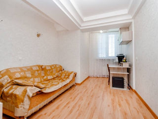 Apartament cu 3 camere, 113 m², Botanica, Chișinău foto 5