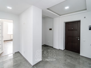 Apartament cu 2 camere, 66 m², Botanica, Chișinău foto 5