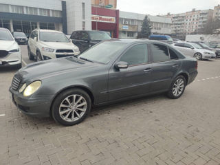 Mercedes E-Class foto 5