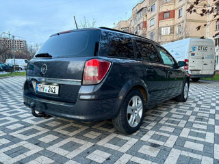 Opel Astra foto 3