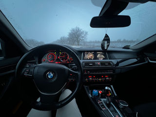 BMW 5 Series foto 5