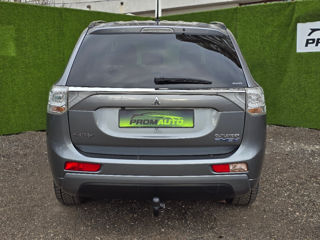 Mitsubishi Outlander foto 5