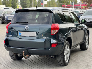 Toyota Rav 4 foto 4