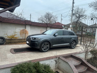 Audi Q7 foto 2