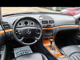 Mercedes E-Class foto 2