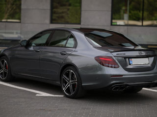 Mercedes E-Class foto 4