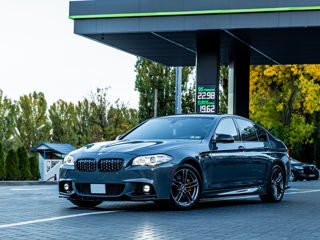 BMW 5 Series foto 2