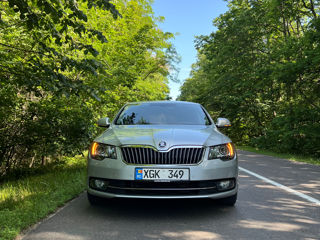 Skoda Superb foto 5