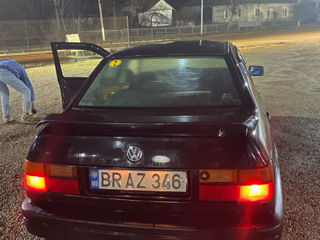 Volkswagen Vento foto 10