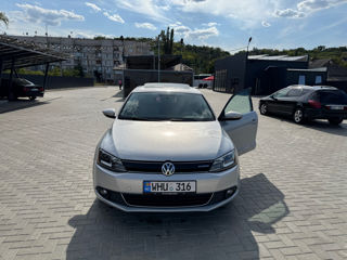 Volkswagen Jetta foto 5