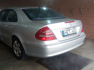 Mercedes E-Class foto 5