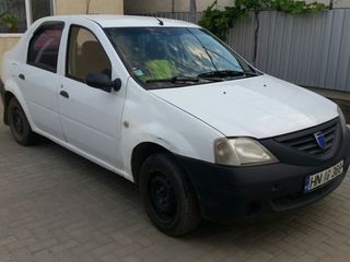 Dacia Logan foto 1