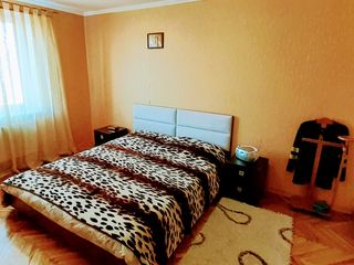 Apartment superb doua odai dotat de toate subsol pret favorabil Ialoveni strada Moldova 35 000 euro foto 3