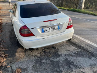 Mercedes E-Class foto 3