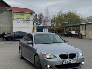 BMW 5 Series foto 6