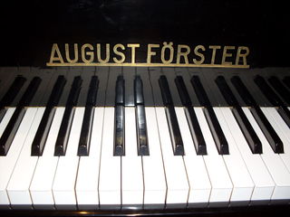 Продаю рояль August Foster foto 3