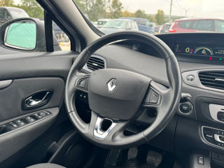 Renault Grand Scenic foto 9