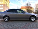 BMW 5 Series foto 5