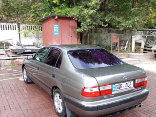 Toyota Carina foto 6