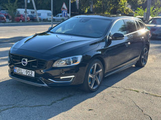 Volvo V60 foto 2