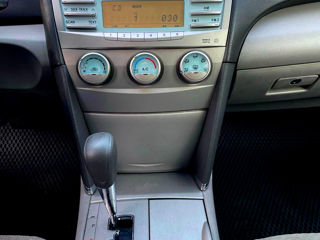 Toyota Camry foto 4