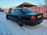 BMW 7 Series foto 4