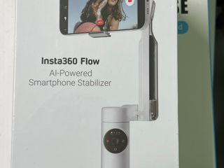 Insta360folow stabilizator pentru telefon model 2023