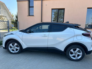 Toyota C-HR foto 5